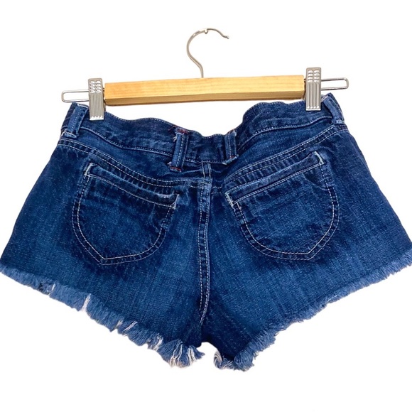 💙 Vtg Mossimo Low Rise Distressed Raw Hem Cut Off Dark Wash Jean Shorts | XS S - Picture 2 of 5